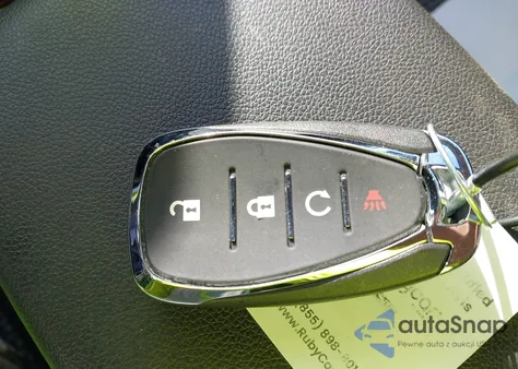 2025 Chevrolet Trax Fwd Lt z USA, uszkodzony, nr VIN KL77LHEPXSC241797